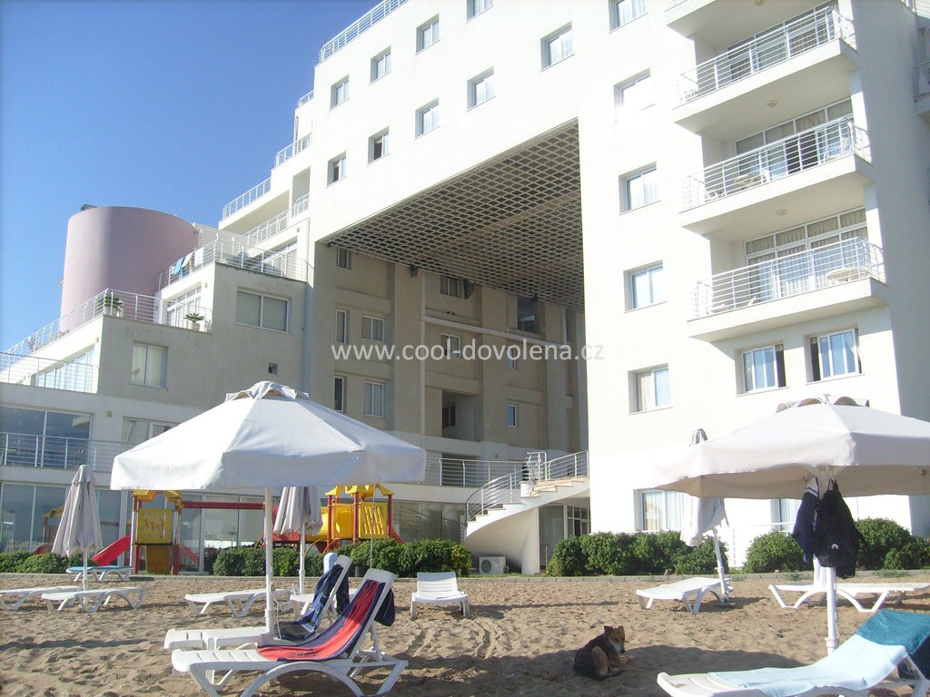 Hotel Sky Venus Beach Rezidences & Hotel